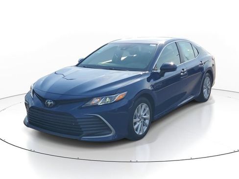 Used 2024 Toyota Camry LE FWD image 2