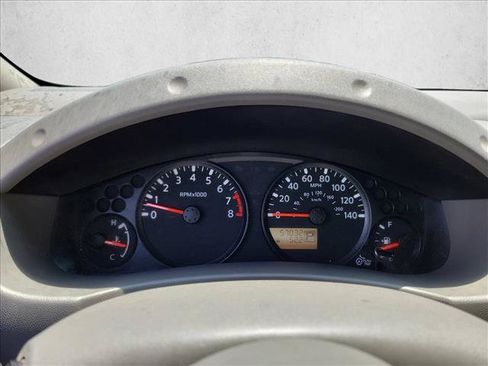 Used 2021 Nissan Frontier SV RWD image 16