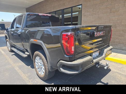 Used 2021 GMC Sierra 2500 Denali w/ Denali Ultimate Package AWD/4WD image 4