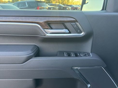 New 2026 GMC Sierra 1500 Elevation image 14
