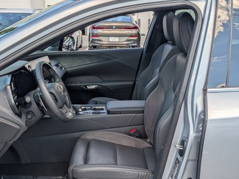 Used 2024 Lexus RX 350 AWD w/ Technology Package image 17