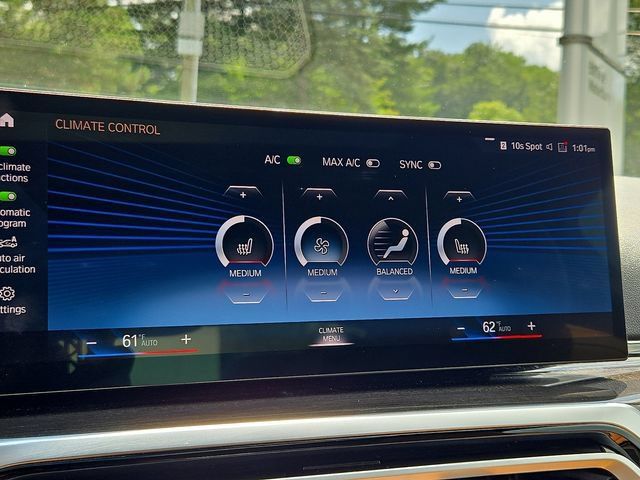Used 2024 BMW 430i xDrive Coupe w/ Premium Package AWD/4WD image 17