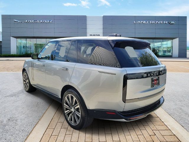 Used 2023 Land Rover Range Rover SE AWD/4WD image 6