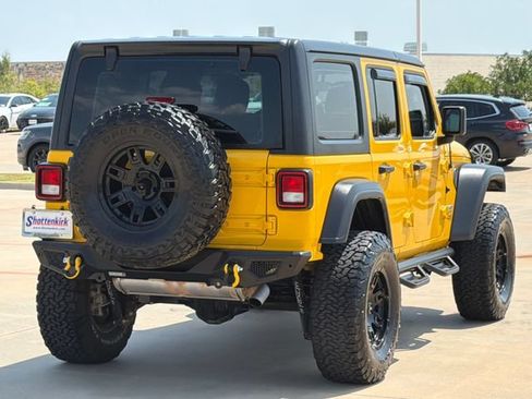 Used 2018 Jeep Wrangler Unlimited Sport AWD/4WD image 8