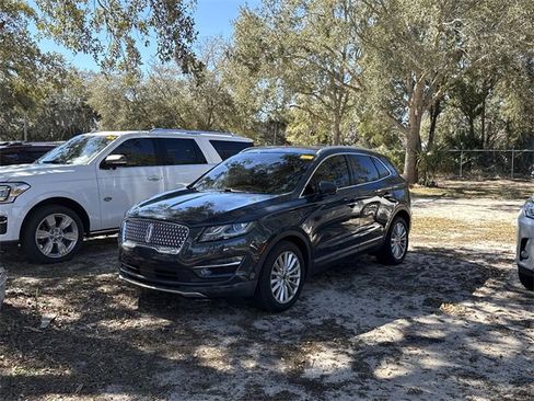 Used 2019 Lincoln MKC Reserve w/ MKC Climate Package image 1