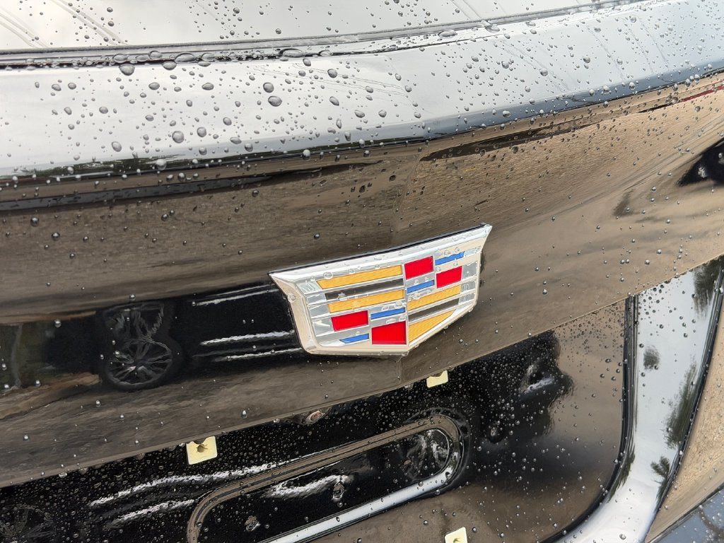 Used 2024 Cadillac XT4 Premium Luxury FWD image 13