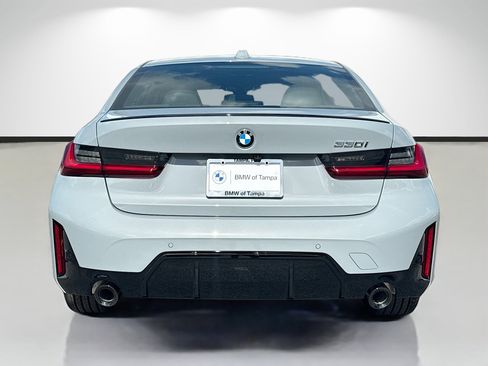 New 2026 BMW 330i Sedan w/ M Sport Package RWD image 4