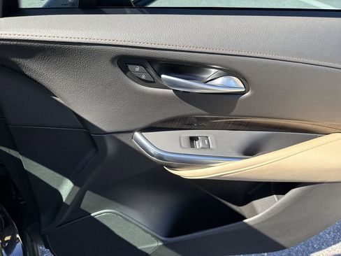 Used 2024 Cadillac XT4 Premium Luxury FWD image 40