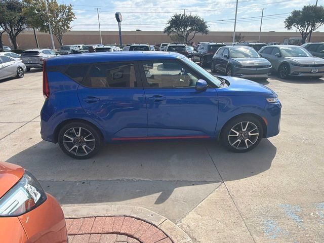 Certified 2021 Kia Soul GT-Line FWD image 12