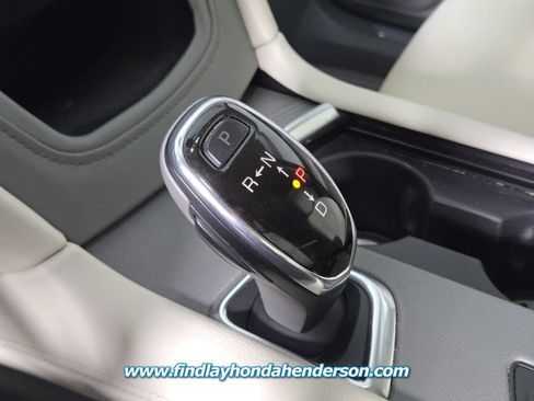 Used 2018 Cadillac XT5 Luxury w/ Driver Awareness Package FWD image 29