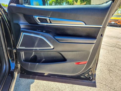 Used 2022 Kia Telluride S AWD/4WD image 26