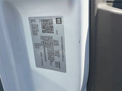 Used 2024 Chevrolet Express 2500 w/ Driver Convenience Package RWD image 26