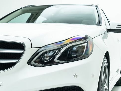 Used 2014 Mercedes-Benz E 350 4MATIC Wagon image 11