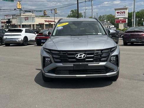 Certified 2025 Hyundai Tucson SEL image 2