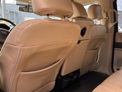 Used 2015 Ford F150 XLT w/ Equipment Group 302A Luxury image 19