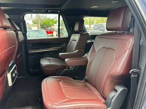 Used 2023 Ford Expedition Max Limited image 15