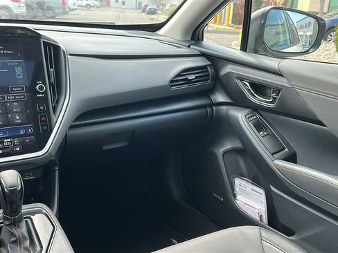 Used 2024 Subaru Crosstrek 2.5i Limited AWD/4WD image 24