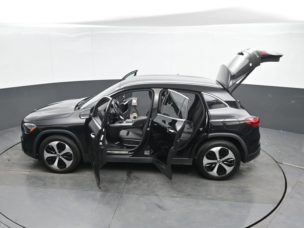 Used 2025 Mercedes-Benz GLA 250 4MATIC image 51