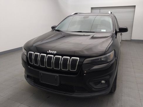 Used 2019 Jeep Cherokee Latitude Plus w/ Comfort/Convenience Group image 15