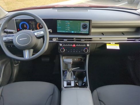 New 2026 Hyundai Tucson SEL image 18