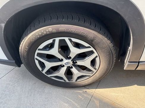 Used 2023 Subaru Forester Premium w/ Popular Package #1 image 12