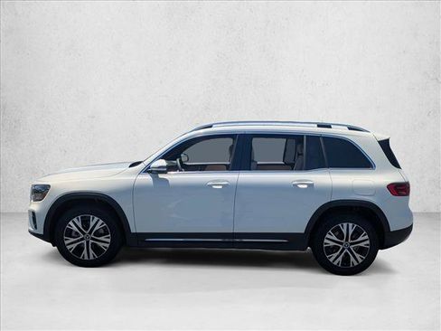 Used 2026 Mercedes-Benz GLB 250 image 5