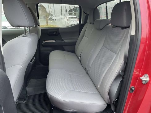 Used 2020 Toyota Tacoma SR5 image 3