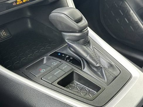 Certified 2025 Toyota RAV4 XLE FWD image 26