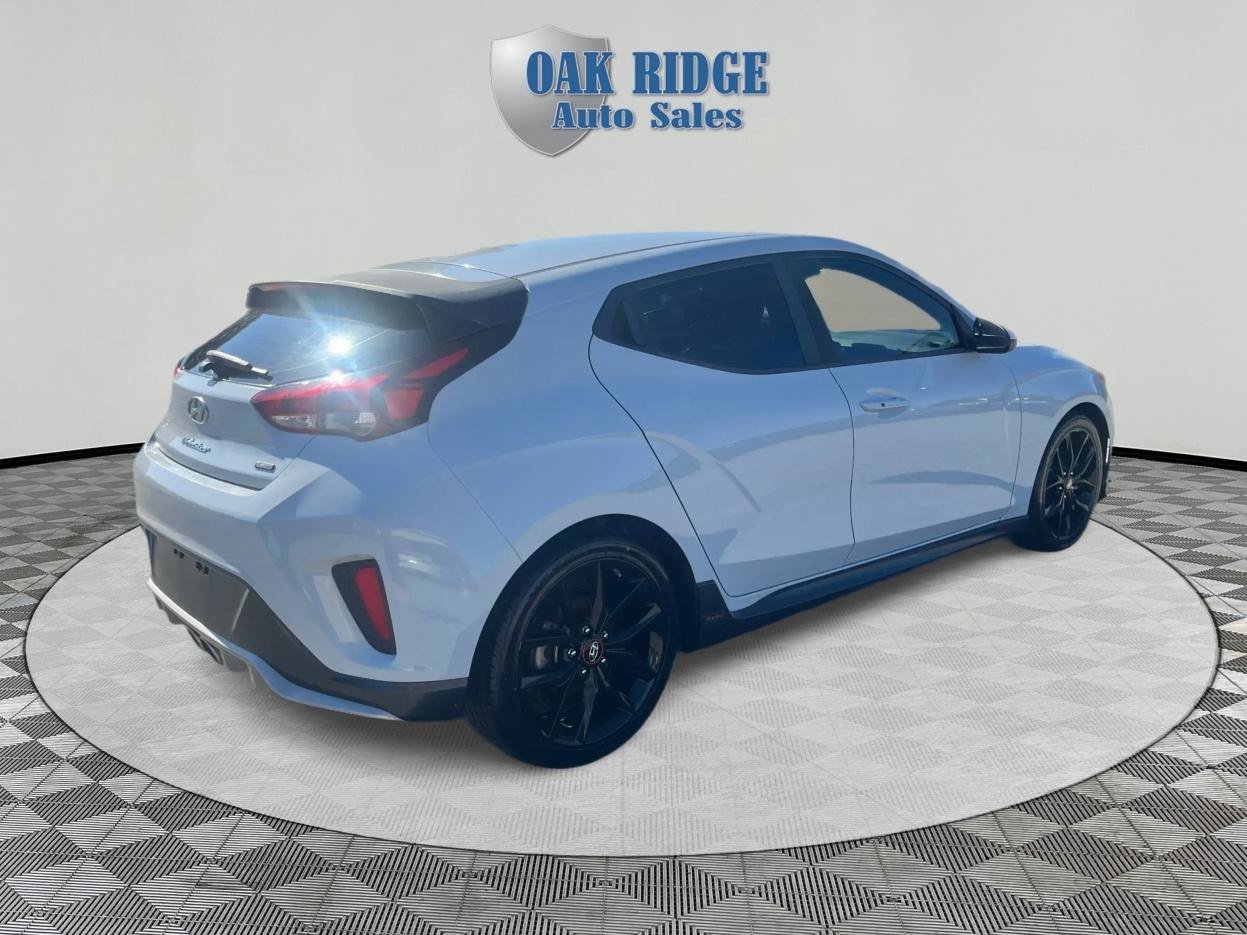 Used 2019 Hyundai Veloster Turbo R-Spec FWD image 5
