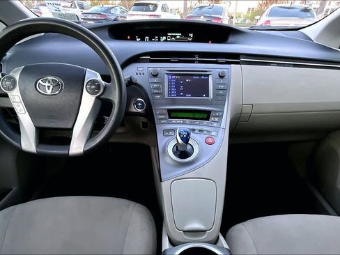 Used 2013 Toyota Prius Two image 14