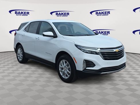 Used 2024 Chevrolet Equinox LT w/ LPO, Floor Liner Package AWD/4WD image 3