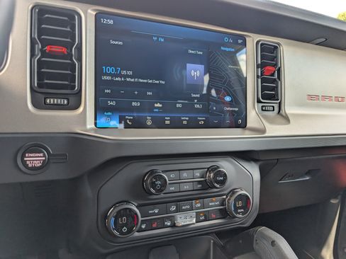 Used 2024 Ford Bronco Raptor w/ Interior Carbon Fiber Pack 6 AWD/4WD image 21