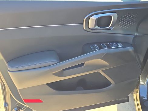 New 2026 Kia Sorento EX FWD image 18