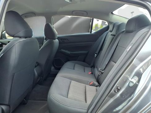 Used 2025 Nissan Altima 2.5 S image 5