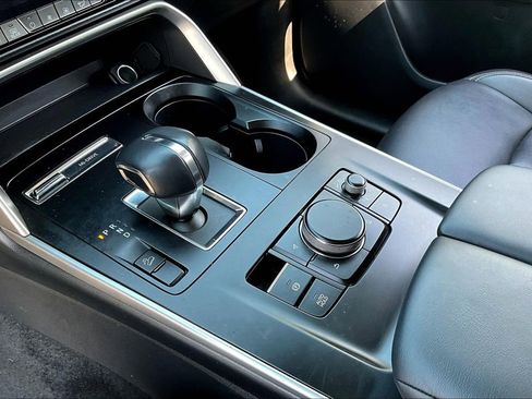 Used 2024 MAZDA CX-90 3.3 Turbo w/ Select Package image 18