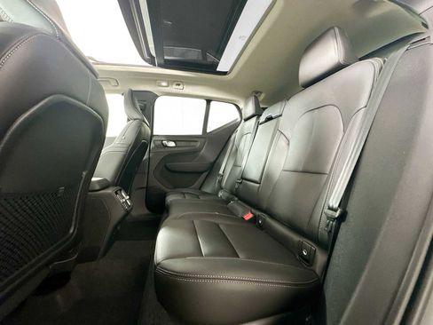 Used 2025 Volvo XC40 B5 Core w/ Climate Package AWD/4WD image 22