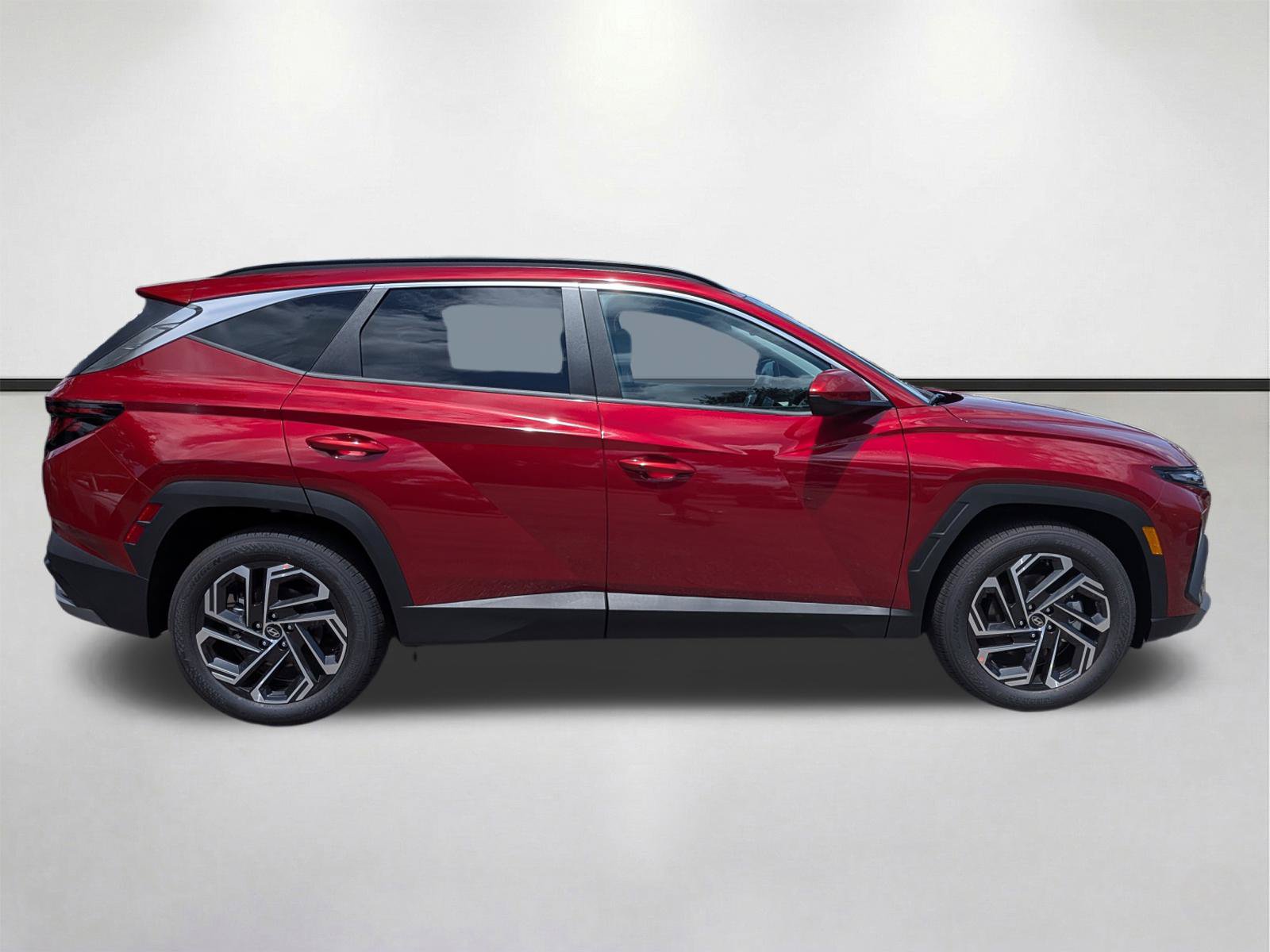 New 2026 Hyundai Tucson SEL Plus FWD image 3