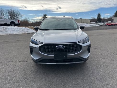 Used 2023 Ford Escape Active image 2