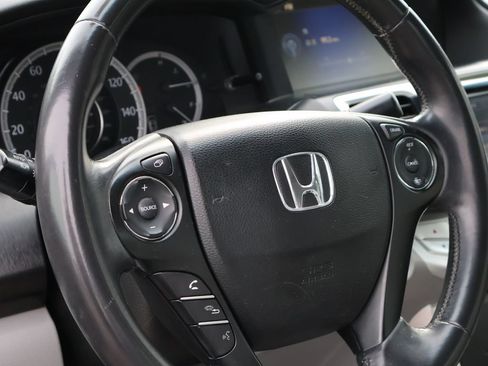 Used 2013 Honda Accord EX-L image 17