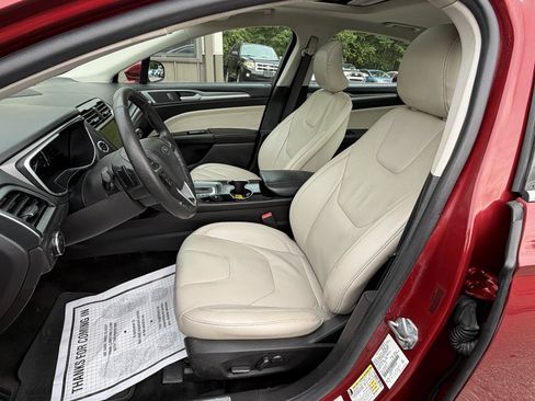 Used 2015 Ford Fusion Titanium FWD image 11