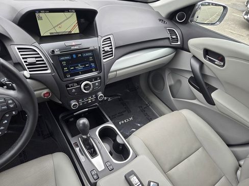 Used 2018 Acura RDX FWD w/ Advance Package image 24