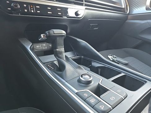 Certified 2024 Kia Sorento LX FWD image 26