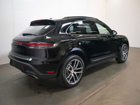 New 2026 Porsche Macan image 10