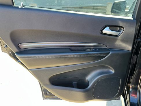 Used 2022 Dodge Durango SXT w/ Anodized Platinum Package image 18