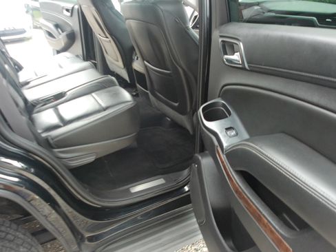 Used 2015 Chevrolet Tahoe LT RWD image 35