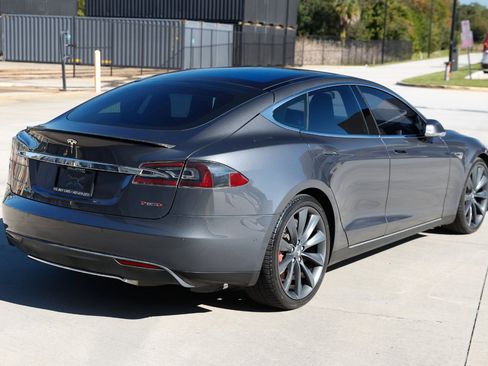 Used 2014 Tesla Model S P85D image 11
