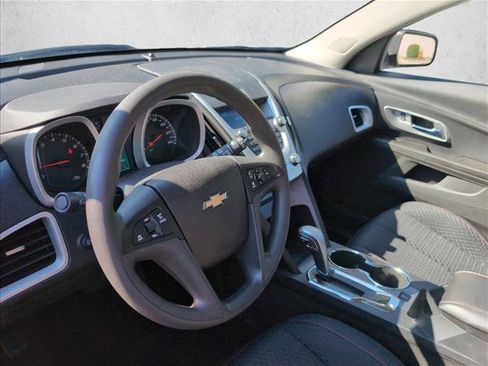 Used 2015 Chevrolet Equinox LS FWD image 10
