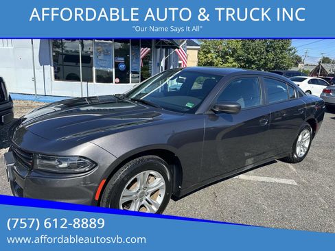 Used 2021 Dodge Charger SXT RWD image 1