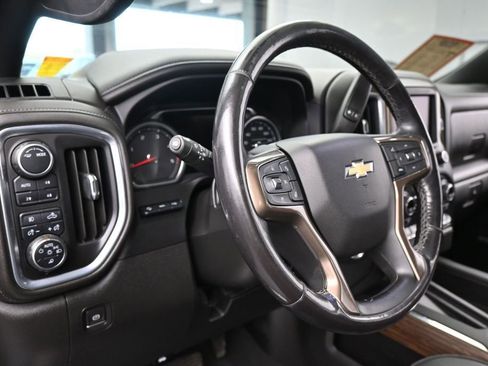 Used 2022 Chevrolet Silverado 2500 High Country w/ Z71 Off-Road Package AWD/4WD image 18