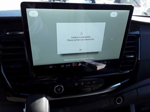 Used 2024 Ford Transit 350 XLT image 18